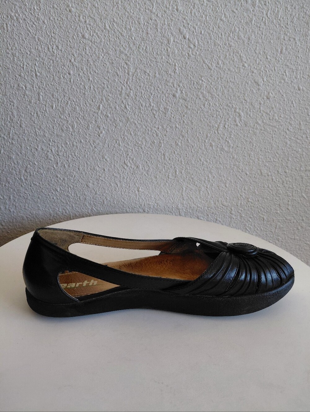 Earth Spirit Blossom Black Leather Slip-On Flat Shoe - Picture 2 of 13